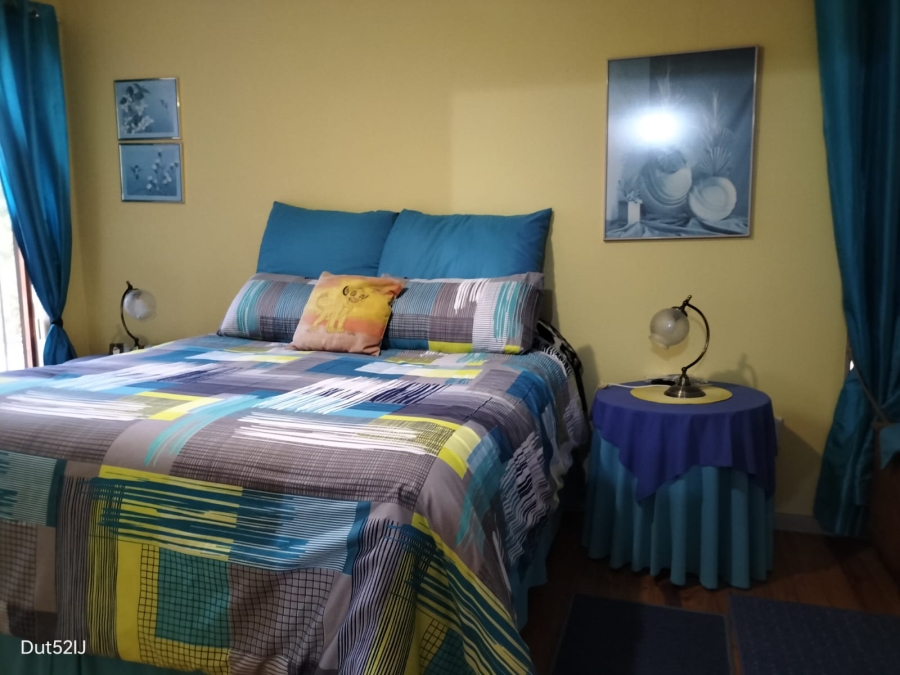 3 Bedroom Property for Sale in Fraaiuitsig Western Cape